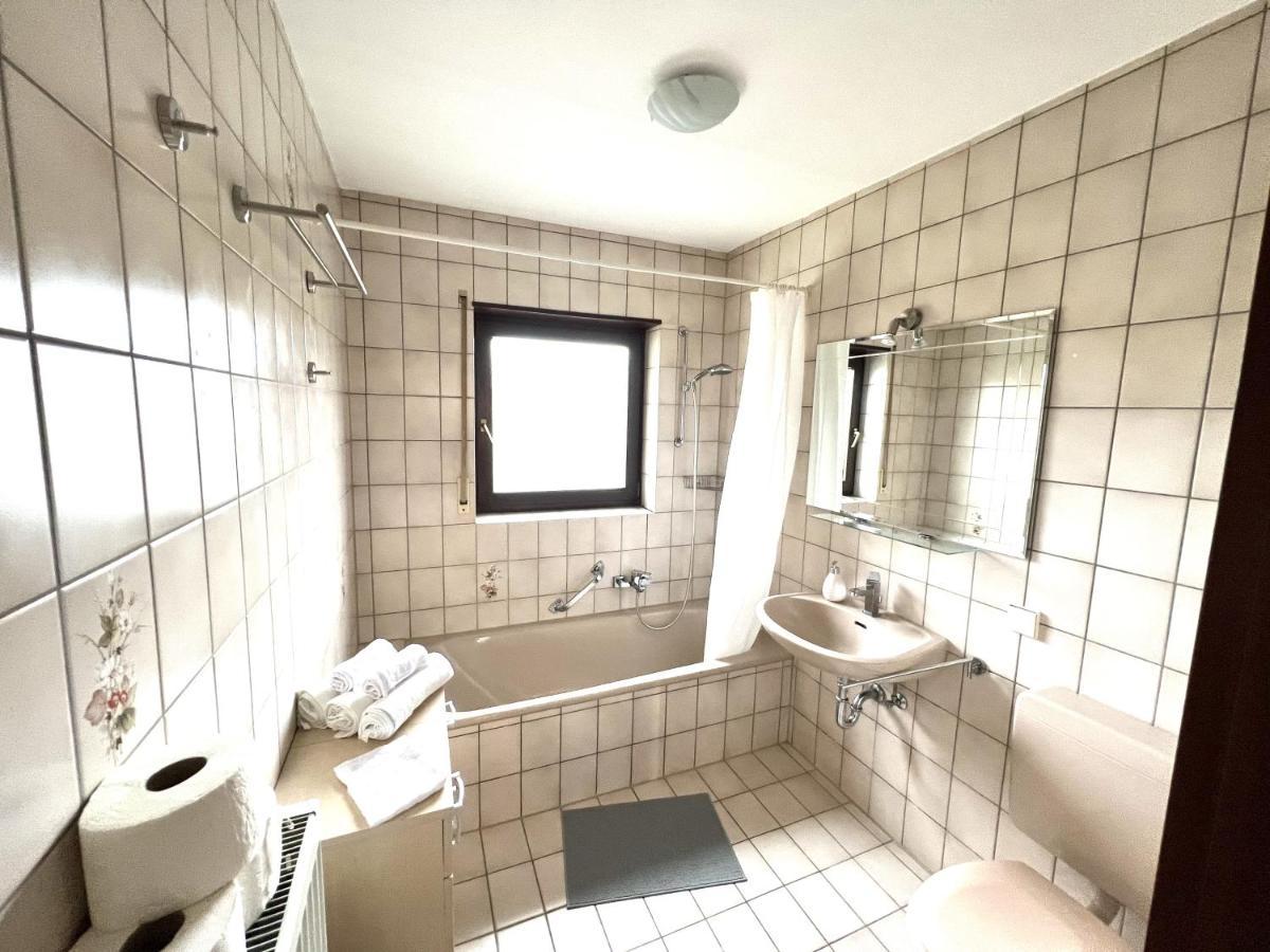 Grosse Ferienwohnung, Apartment In Leimen Wehome Komfort Exteriér fotografie